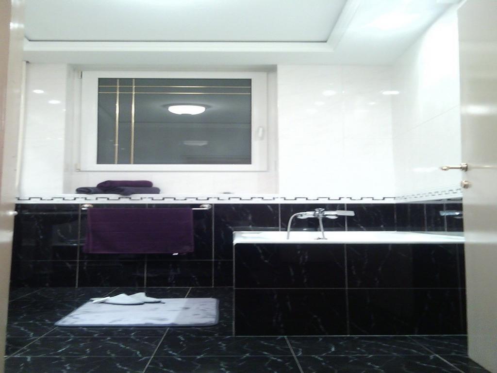 Apartment Dok Belgrade Bilik gambar